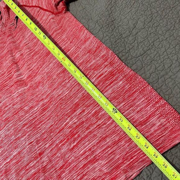 Gymshark, red and white short T-shirt size L   A517 - Picture 5 of 5